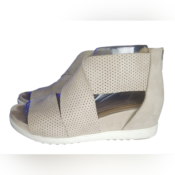 Eileen Fisher Voice Demi Wedge Sandal, Womens 7.5 - Picture 2 of 11